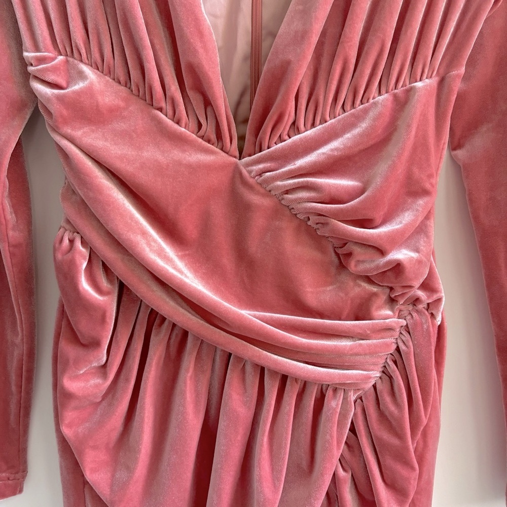 Miss Circle Velvet Velour Ruched Overlap Longsleeeve Mini Dress Salmon Pink - Picture 5 of 17